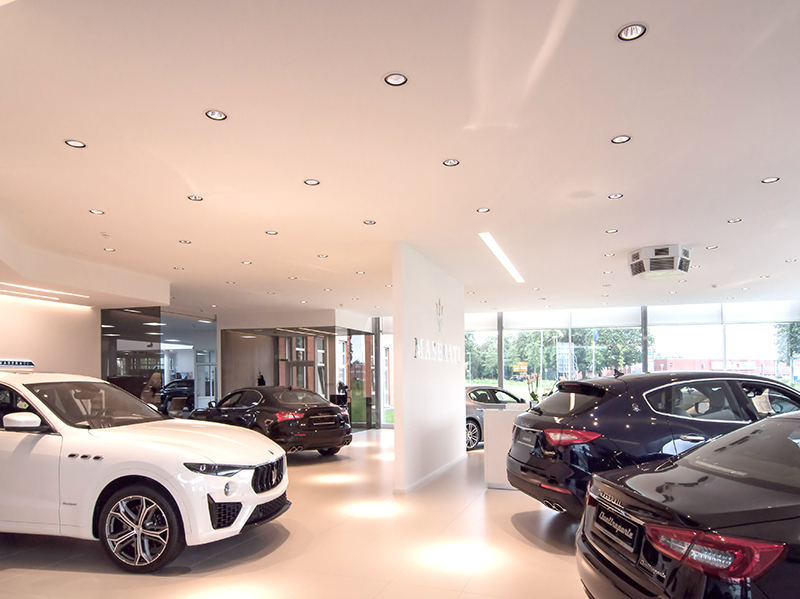 Ausbauarbeiten für einen Maserati Showroom