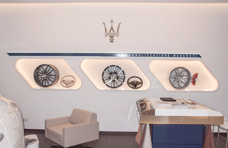 Ausbauarbeiten für einen Maserati Showroom